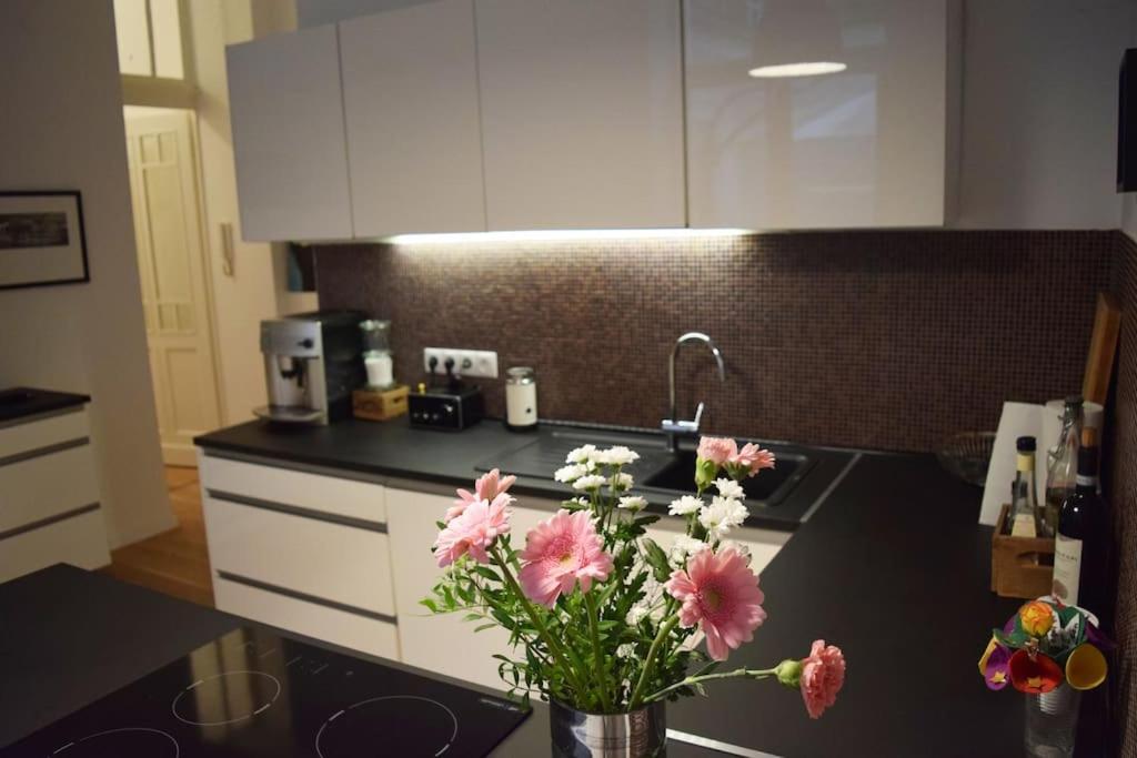 Appartement Hochwertige 4-zimmer-wohnung In Koln-sulz Cologne